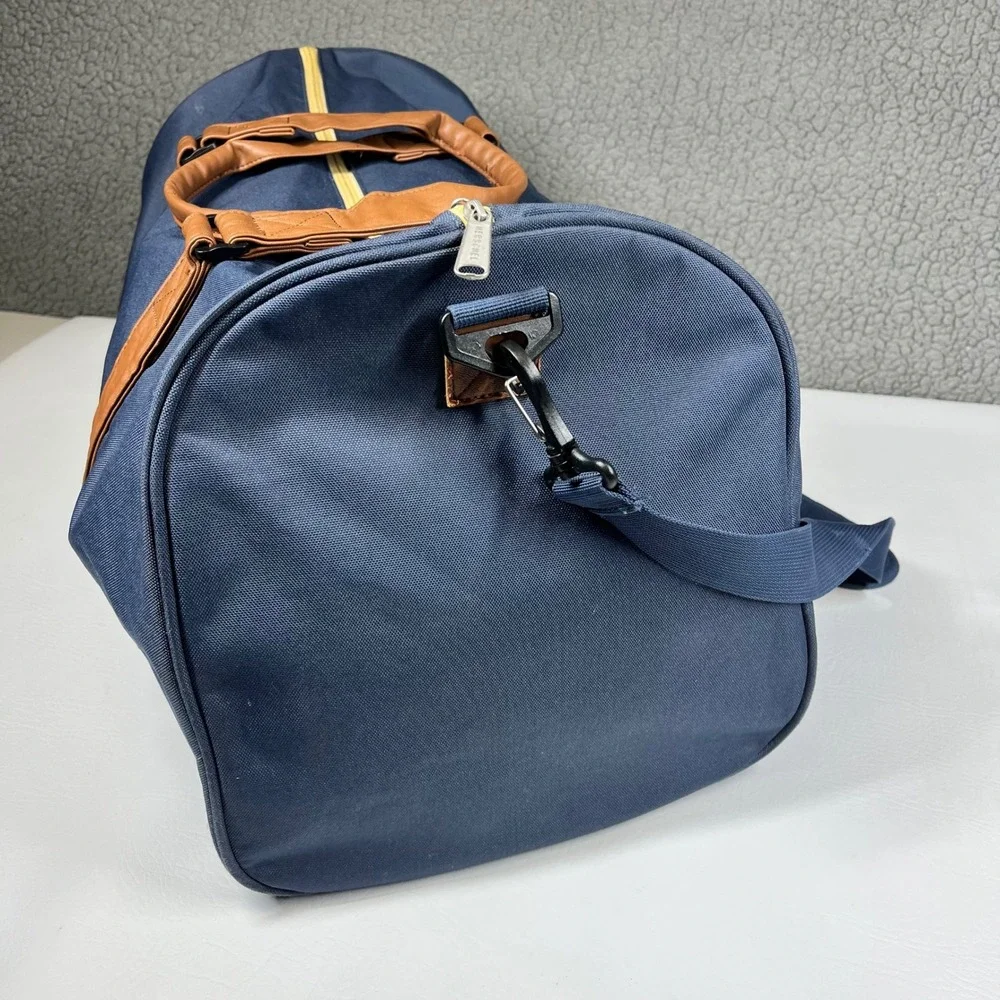 Herschel Supply Co Novel Duffle Bag Navy Blue Tan Weekend Travel Gym Bag